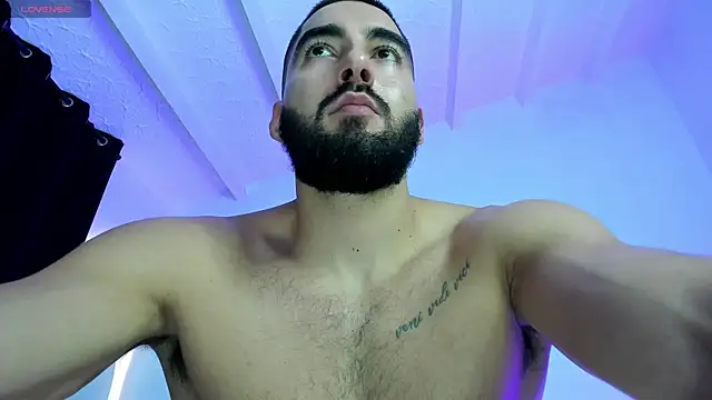 Joao Batista Oficial online show from April 7, 9:04 pm