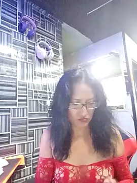Snapshot of AdelinaMiran90 chatting on September 11, 3:06 am AdelinaMiran90 online show from September 11, 3:06 am