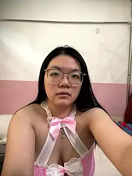 Snapshot of liu195874 chatting on January 9, 7:00 am liu195874 online show from January 9, 7:00 am