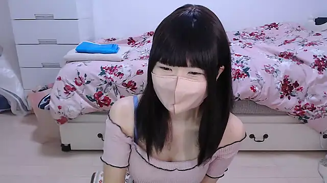 Snapshot of AMI___oO chatting on February 14, 3:47 am AMI oO online show from February 14, 3:47 am