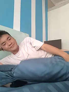 Snapshot of kisstoyousoon2024 chatting on March 12, 1:30 pm kisstoyousoon2024 online show from March 12, 1:30 pm