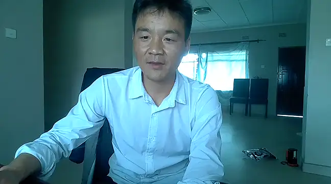 Snapshot of kisstoyousoon2024 chatting on March 15, 12:34 pm kisstoyousoon2024 online show from March 15, 12:34 pm