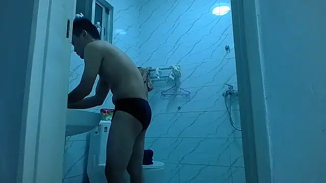 Snapshot of kisstoyousoon2024 chatting on March 19, 10:42 pm kisstoyousoon2024 online show from March 19, 10:42 pm