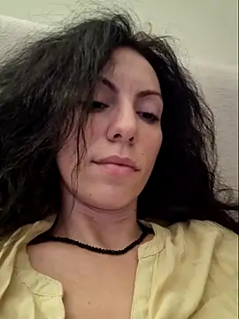 Emmatoo online show from December 18, 12:49 am