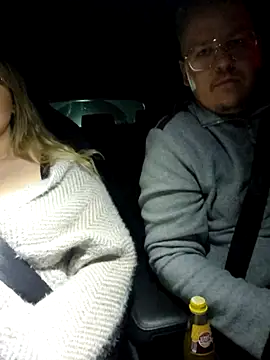 publicpaar online show from December 17, 10:11 pm