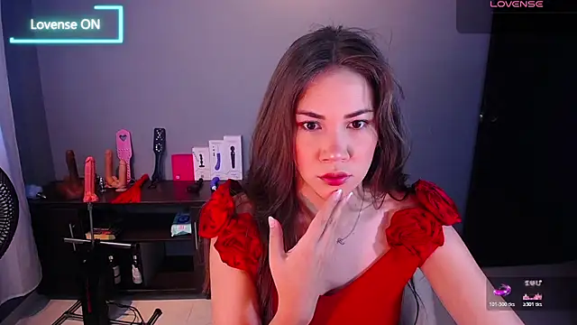 Snapshot of sashaHarding11 chatting on July 2, 6:25 pm sashaHarding11 online show from July 2, 6:25 pm