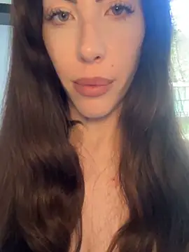 Eyline online show from March 13, 1:07 pm