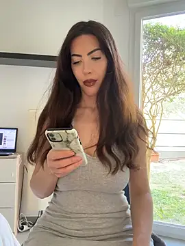 Eyline online show from April 2, 9:40 am