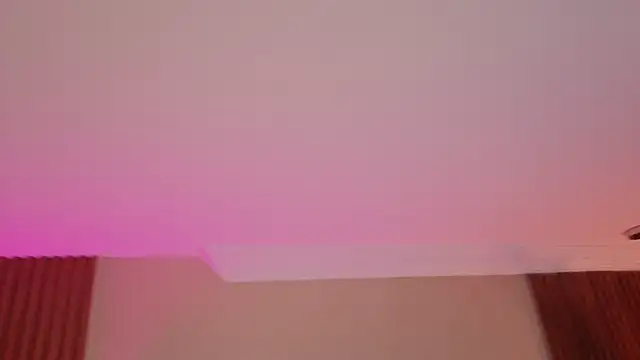 HannaRed  online show from April 9, 7:30 pm