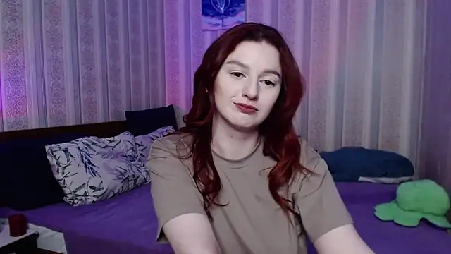 Snapshot of JulthHell chatting on December 5, 12:19 am JulthHell online show from December 5, 12:19 am