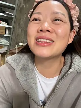 Hellen 111 online show from October 30, 6:37 am