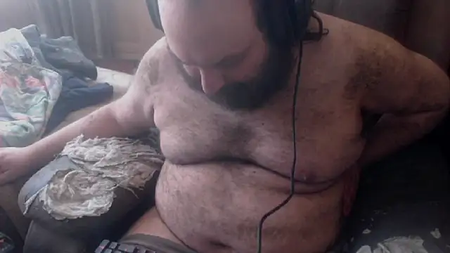 hairyhulk online show from November 30, 5:06 pm