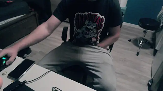 Snapshot of 050kek2 chatting on February 2, 6:10 pm 050kek2 online show from February 2, 6:10 pm