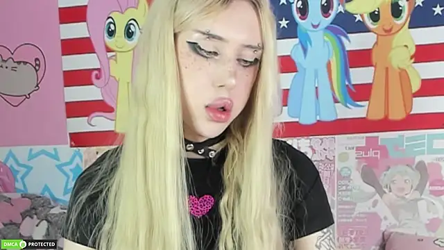 Joy Barker online show from April 1, 1:52 pm