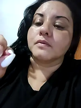 Snapshot of tetasgrandes_karol chatting on February 23, 12:30 am tetasgrandes karol online show from February 23, 12:30 am