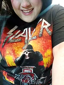 ItsNaiixa online show from March 1, 2:30 pm