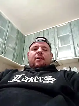 lobito1997 online show from March 28, 5:29 am