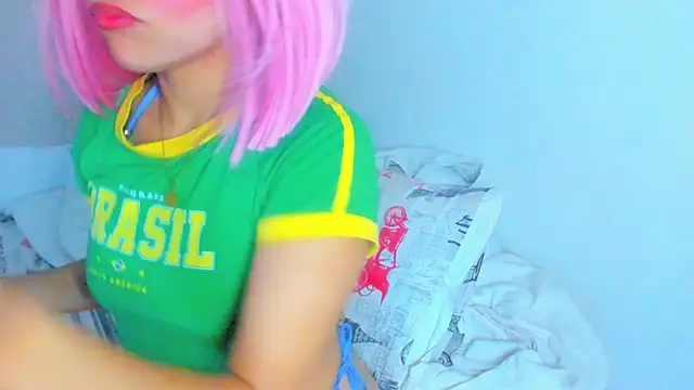 Snapshot of Sweet_MaryJane2 chatting on December 5, 6:54 am Sweet MaryJane2 online show from December 5, 6:54 am