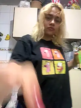 Snapshot of Sweet_MaryJane2 chatting on October 11, 8:35 am Sweet MaryJane2 online show from October 11, 8:35 am