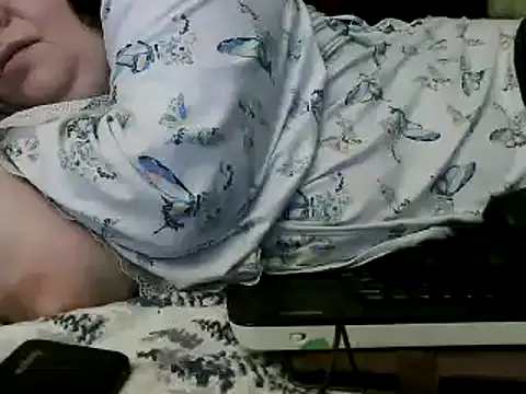 WHITEDAROSE online show from January 13, 7:10 pm