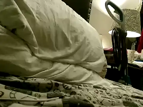 WHITEDAROSE online show from March 12, 1:47 am