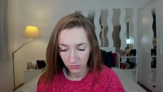 Snapshot of KateRedgar chatting on February 8, 3:21 pm KateRedgar online show from February 8, 3:21 pm