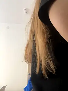 Snapshot of KateRedgar chatting on September 12, 2:17 pm KateRedgar online show from September 12, 2:17 pm