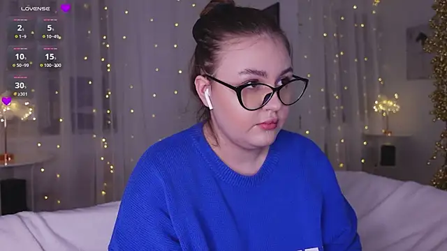 Mia  Peach online show from January 10, 5:24 pm