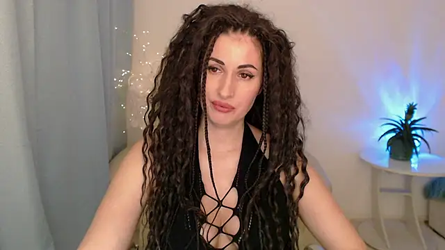 Snapshot of MaryMalory11 chatting on February 16, 7:05 pm MaryMalory11 online show from February 16, 7:05 pm