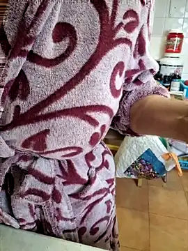 lamorbosa37 online show from February 2, 12:15 pm