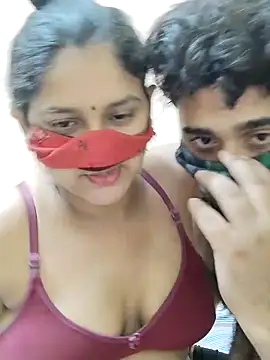 IND COUPLE1 online show from December 21, 3:42 pm