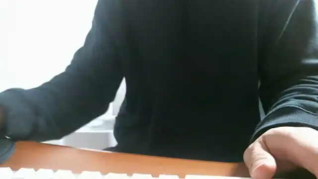 Snapshot of Stellan_0412 chatting on February 22, 6:57 am Stellan 0412 online show from February 22, 6:57 am