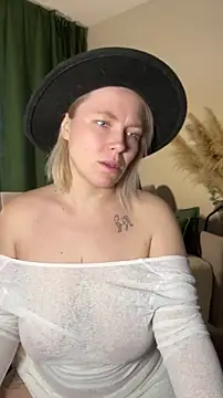 Charming Daphny online show from April 9, 6:02 am