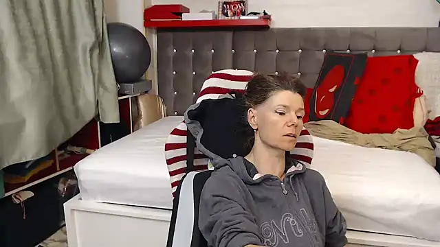 kellyterapy online show from May 15, 11:01 pm