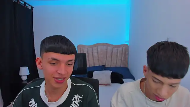 Juan Nd Steven online show from October 9, 4:32 am