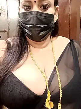 Snapshot of ashikaa_r chatting on February 8, 5:08 pm ashikaa r online show from February 8, 5:08 pm