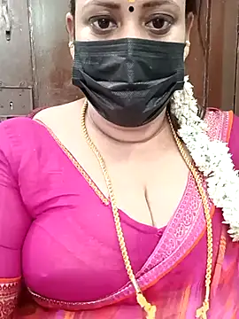 Snapshot of ashikaa_r chatting on February 19, 7:50 am ashikaa r online show from February 19, 7:50 am