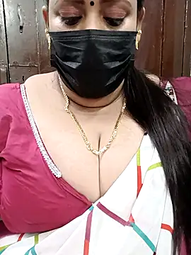 Snapshot of ashikaa_r chatting on March 21, 2:40 pm ashikaa r online show from March 21, 2:40 pm