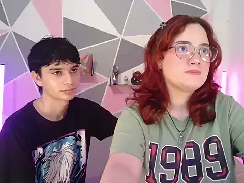 AndrewAnndCherry online show from December 3, 12:18 am