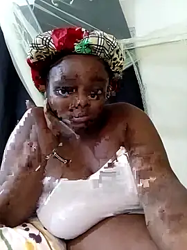 Snapshot of mummie_Nasty254 chatting on October 28, 4:53 pm mummie Nasty254 online show from October 28, 4:53 pm