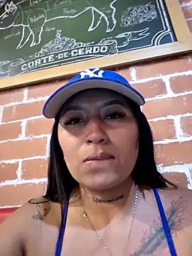 Snapshot of luisa16xxx chatting on July 28, 9:03 pm luisa16xxx online show from July 28, 9:03 pm