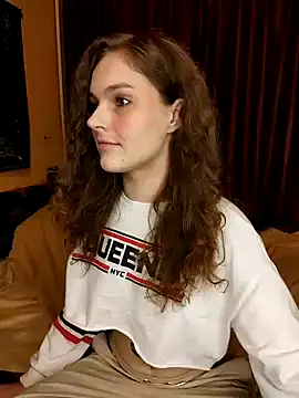 Snapshot of Jenna_Sativa chatting on December 21, 8:10 pm Jenna Sativa online show from December 21, 8:10 pm