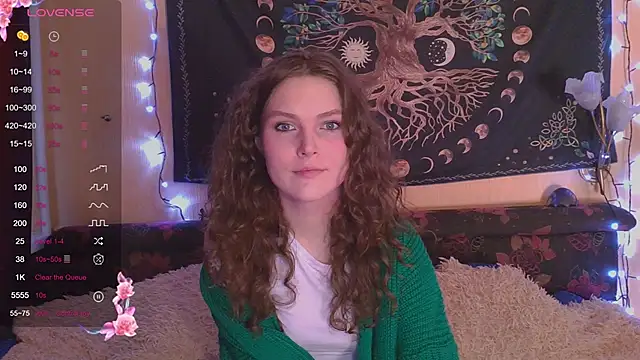 Snapshot of Jenna_Sativa chatting on February 20, 1:51 pm Jenna Sativa online show from February 20, 1:51 pm