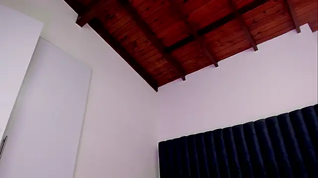 sophiieTaylor1 online show from May 9, 5:23 am