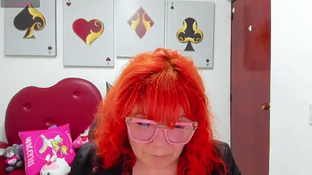 Salomeediaz  online show from April 13, 8:58 pm