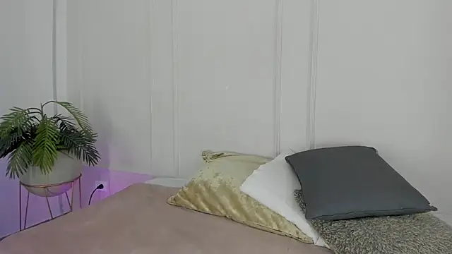 Mariapettit online show from February 5, 11:37 am