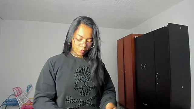 Snapshot of nicole_volkov chatting on February 18, 1:32 am nicole volkov online show from February 18, 1:32 am