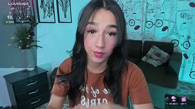 SaraaMills online show from January 28, 7:32 pm