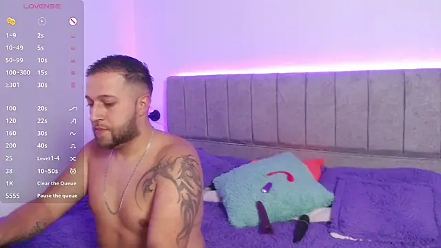ryanandpamela  online show from February 25, 1:17 pm