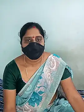 Snapshot of lakshmi-28 chatting on January 23, 8:25 am lakshmi-28 online show from January 23, 8:25 am